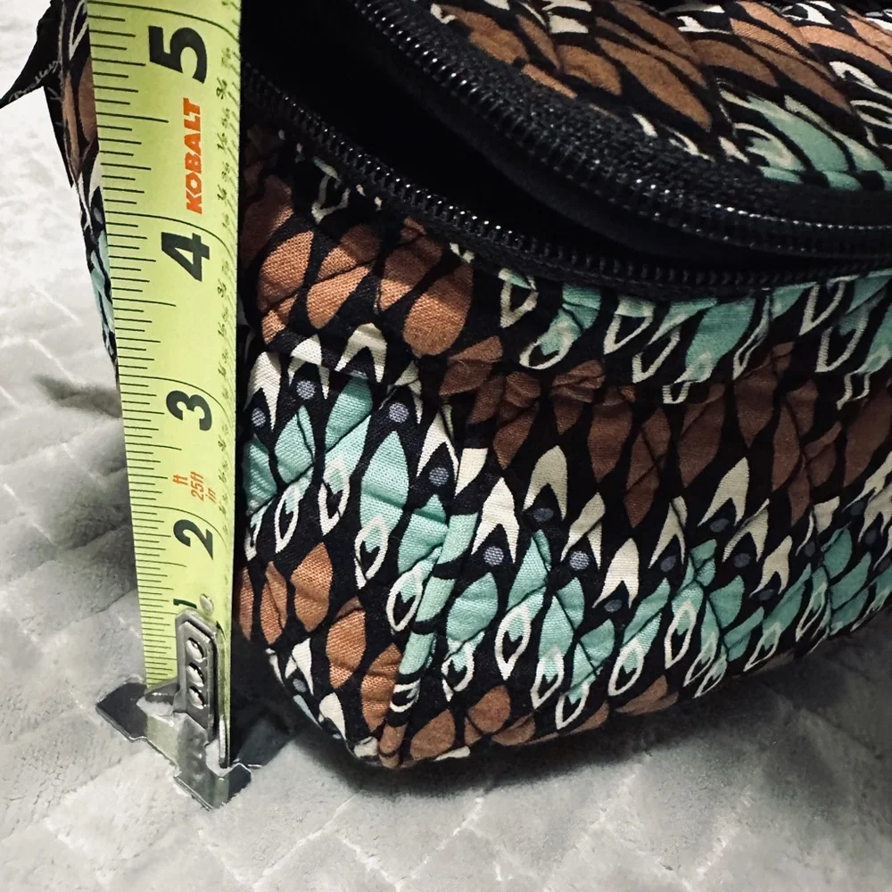 Vera Bradley zip wristlet